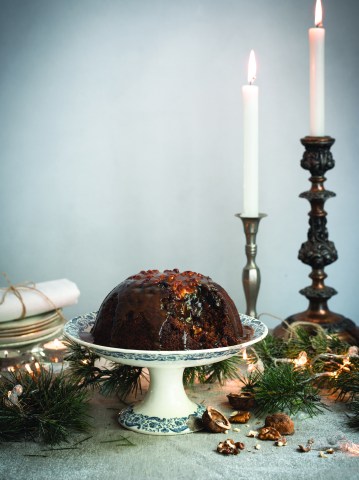 Mandarin Christmas pud with rum caramel