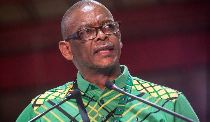 Magashule holds the Aces: He’s still the ‘hidden hand’ in the Free State, say ANC members