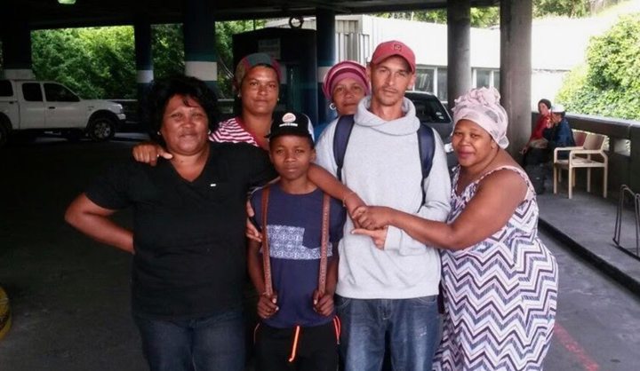 GroundUp: Hangberg community reaches out to Ona Dubula as he returns home