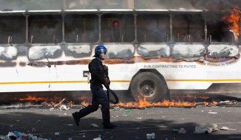 Wits Upheaval in photos: Bus burnt as protesters erect barricades in streets of Braamfontein
