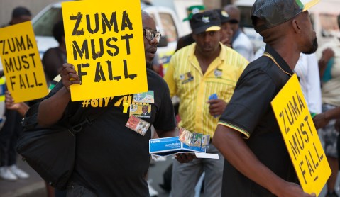 #OccupyLuthuliHouse Round 2: Pro and anti-Zuma protesters face off outside the ANC’s headquarters
