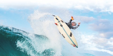 After months of lockdown, an SA surfing sensation restarts his career