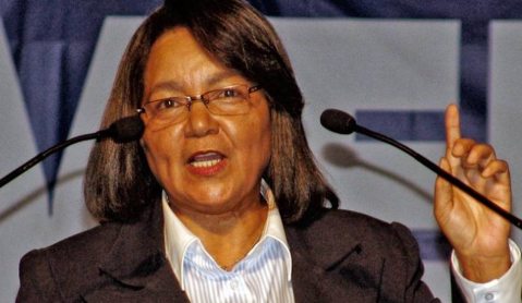 Between the Lines: De Lille to take government to court
