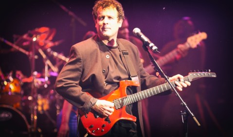 End of an era: Johnny Clegg, pioneer and national treasure, bids farewell to fans