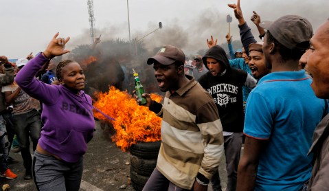 TRAINSPOTTER: A stone’s throw from a meltdown — Gauteng on fire