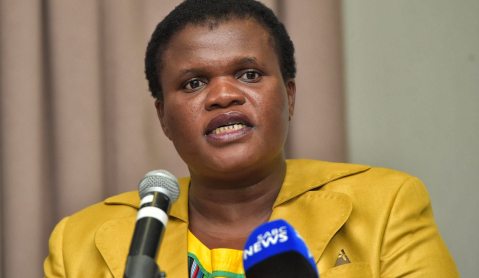 Op-Ed: Minister Muthambi should be fired for digital migration disaster