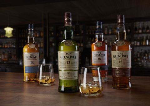 Scotch lovers flock to whisky bars for unique experiences