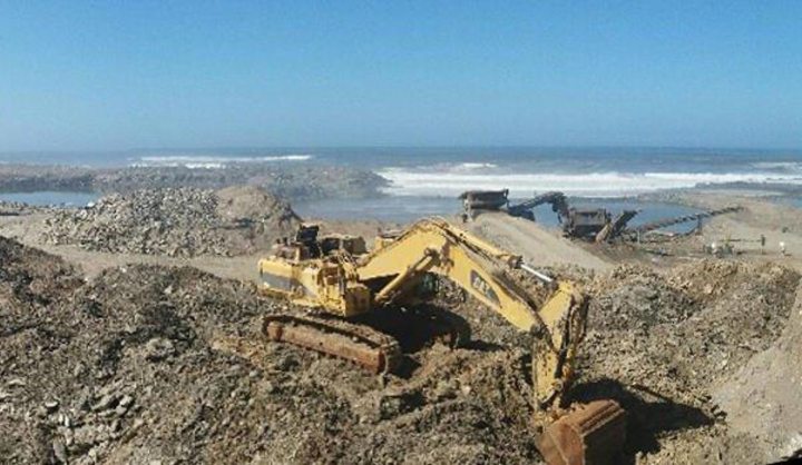 amaBhungane: Shortcomings of SA legislation exposed through controversial shoreline mining of Alexkor and West Coast Resources