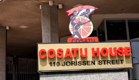 amaBhungane: How Gupta associates ‘fleeced’ Cosatu in HQ deal