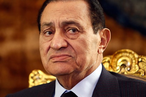 Egypt: Mubarak’s personality cult delays the revolution