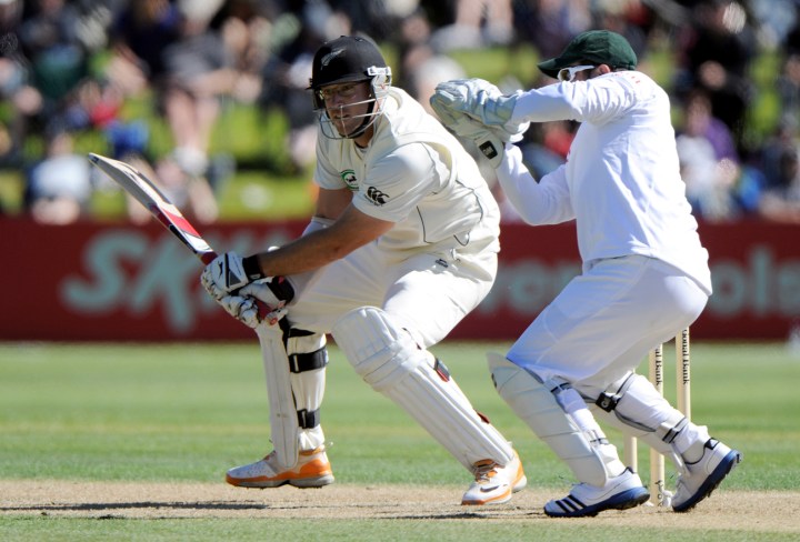 SA vs NZ Test – a slow start to a delicate balance