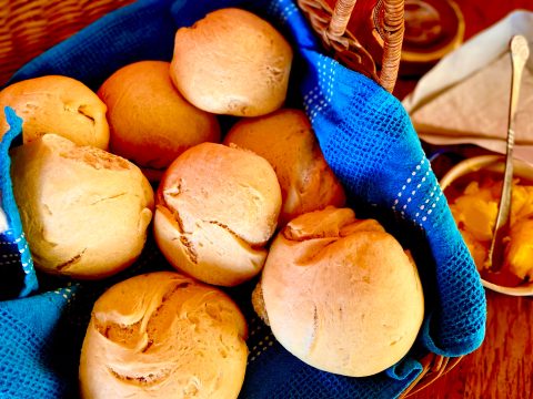 Lockdown Recipe of the Day: Everyday Crunchy Bread Rolls