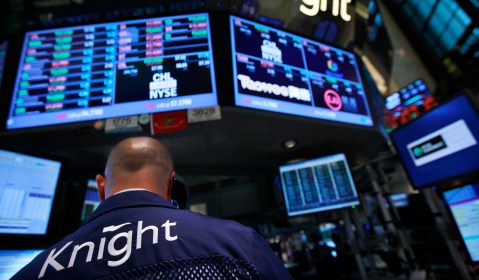 Error by Knight Capital rips through US stock market
