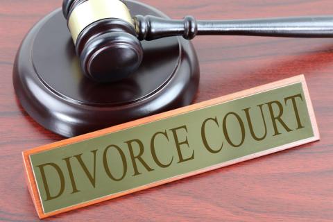 Constitutional Court rules that interim divorce orders may not be appealed
