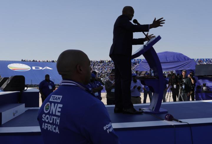 Maimane warns of potential dirty tricks at voting stations