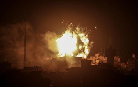Israel Hits Gaza as Militants Fire 200 Rockets Across Border (1)