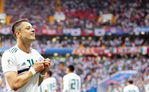 Hernandez hits half-century as Mexico battle past South Korea