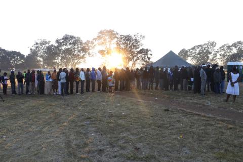‘Relaxed’ atmosphere as historic Zim elections proceed