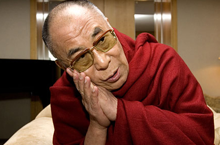 Dalai Lama receives rights award at Capitol
