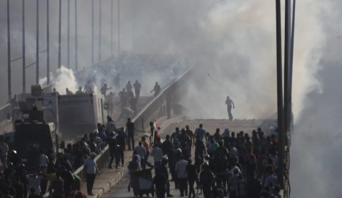 Over 200 dead after Egypt forces crush protest camps