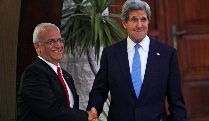 Chief Palestinian Peace Negotiator Backs Kerry’s Efforts