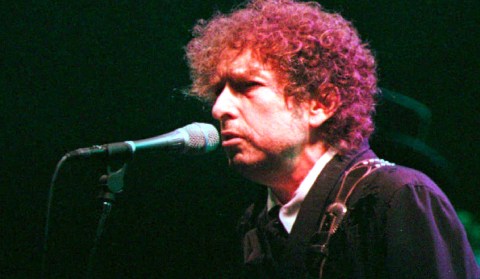 Due diligence on Dylan: writer found fraud in first chapter