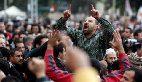As chaos reigns supreme in Egypt, journalists are drafted into clashes