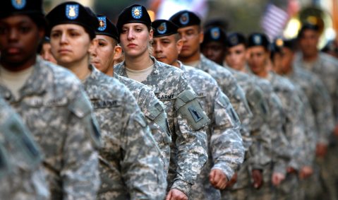 US to lift ban on women in front-line combat jobs