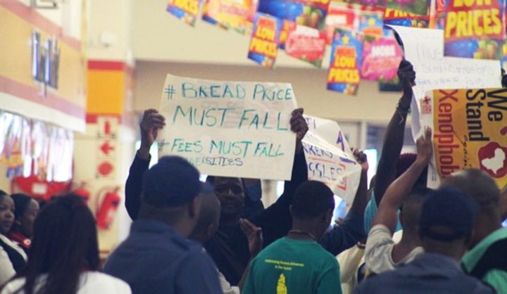 GroundUp: Protesters occupy Shoprite in Khayelitsha, demanding lower bread price