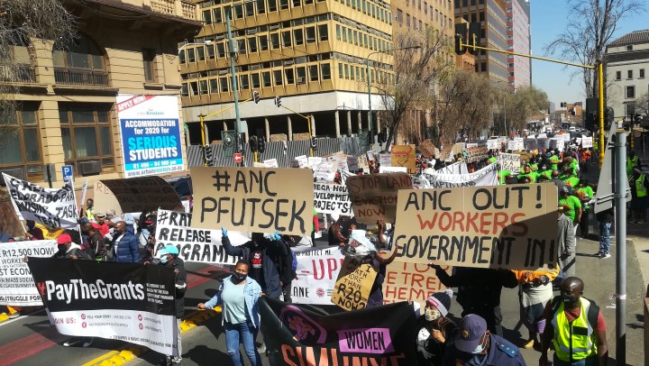 Hundreds protest in JHB against government’s response to Covid-19