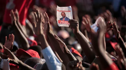 Memories of violence accompany Zimbabweans to historic polls