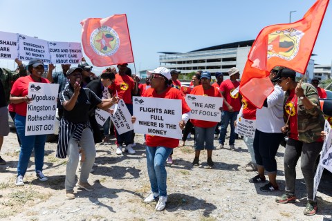 South African Airways agrees deal to end strike
