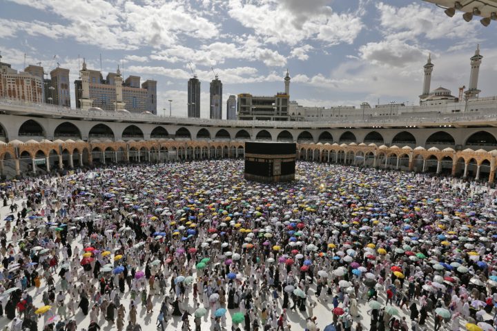 Saudi Arabia to restrict domestic haj pilgrims amid coronavirus fears