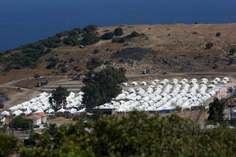 Greece resettling stranded migrants to tent camp on Lesbos