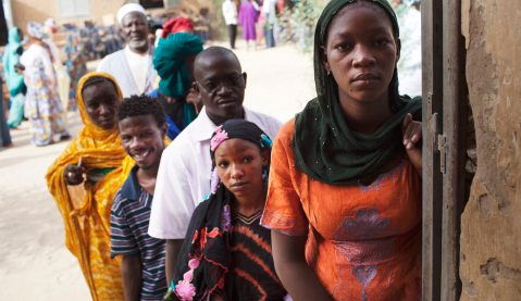 Malians flock to vote in bid to rebuild broken nation