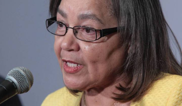 Stay of execution as De Lille faces 60 days of scrutiny