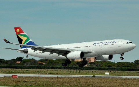 South African Airways Rescuers Get Extra Month to Make Plan