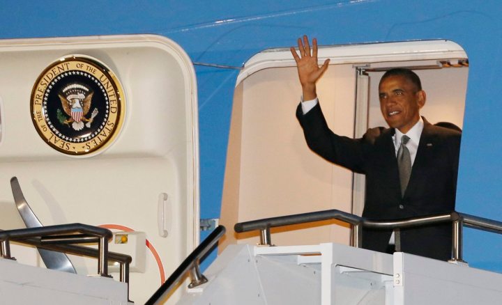 Obama Pledges To Help Africa, Pays Tribute To Mandela