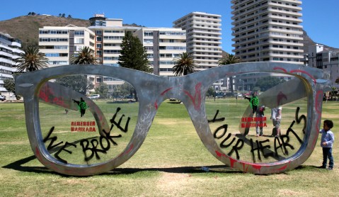 Ray-Bandits: Who are the real vandals of the Sea Point Promenade?