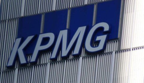 Ex-KPMG exec pleads guilty to fraud on US regulators