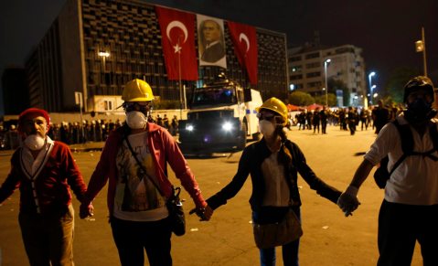 Turkish Protesters Party In Square Despite Ruling Party Call