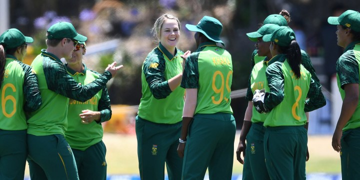 Proteas women skipper Dané van Niekerk ruled out of World Cup after fall as team enters training camp
