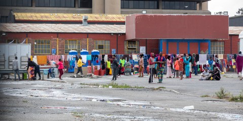 Home Affairs washes its hands of refugees 