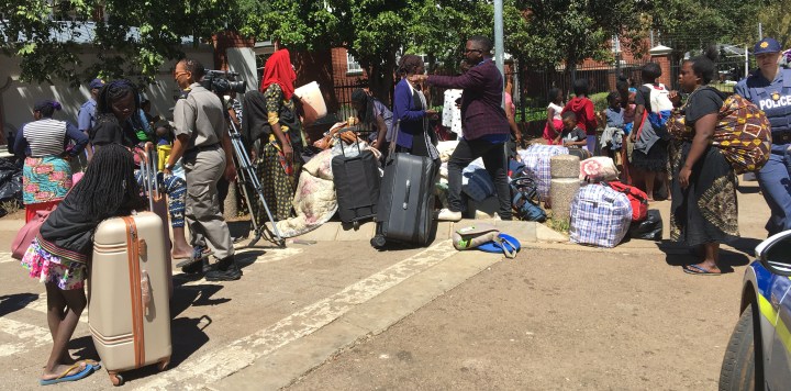 Cops clash with refugees in Pretoria